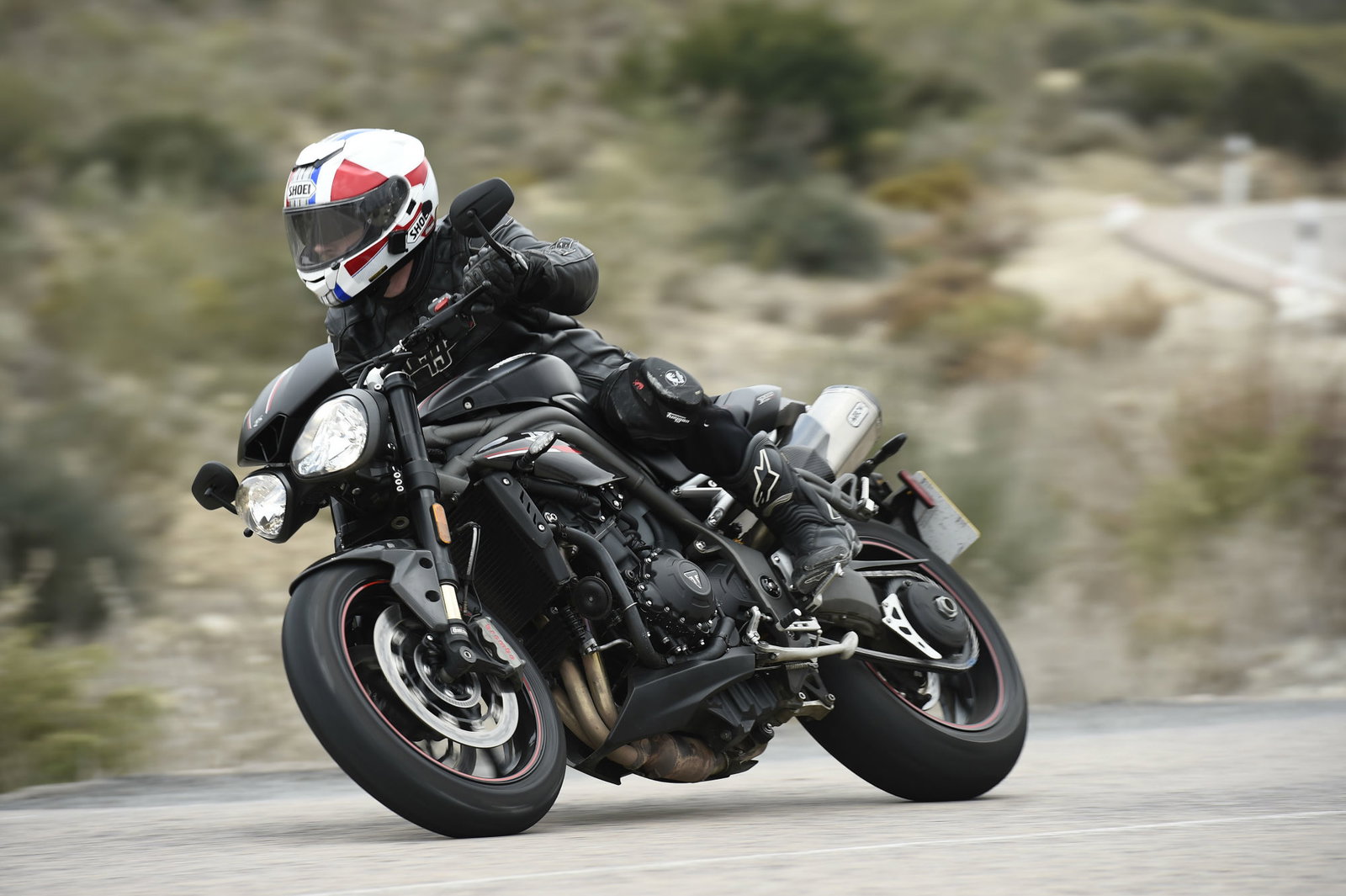 Triumph Tiger 800 video review